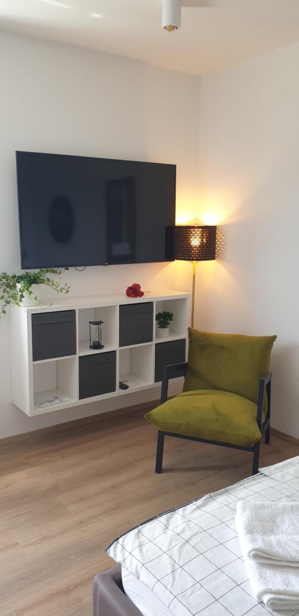 Studio Apartment Hana Pola Esterno foto